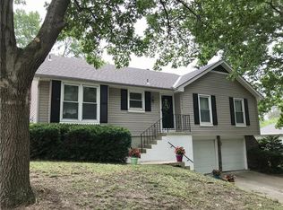 2409 Bridger Dr, Independence, MO 64057