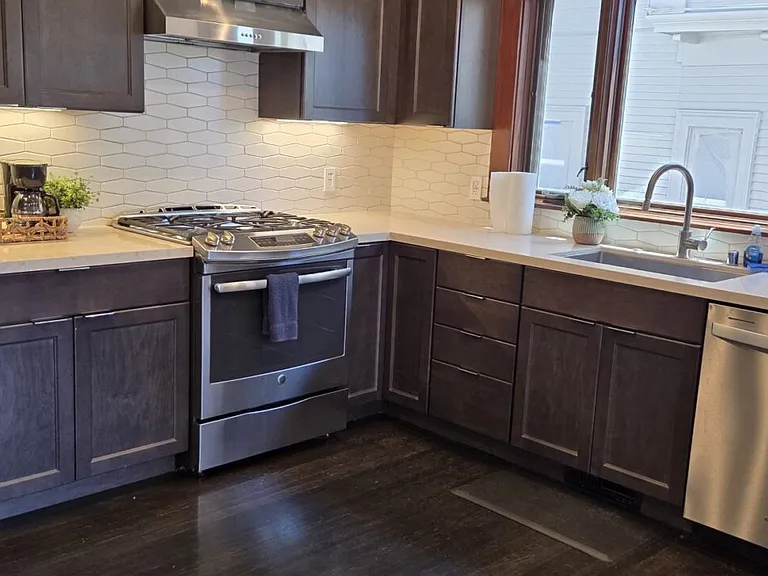 2631 Regent St #B — Photo 2