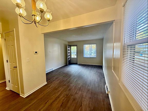 3rd image of 3718 Groveland Ave SW #3716