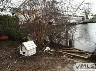 60 Harry Dr, Manahawkin, NJ 08050