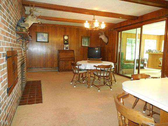 5th image of 2082 N 35th St