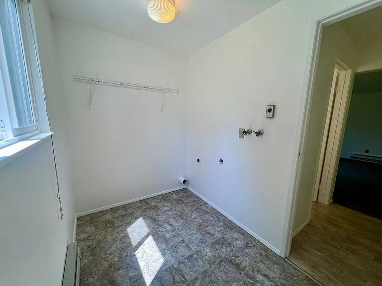 6102 Glen Mary Ln SE — Photo 10