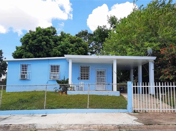 8 Saint F20 Magnolia Gdns, Bayamon, PR 00956