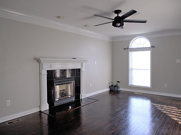 4th image of 3331 Stars Cove Ln