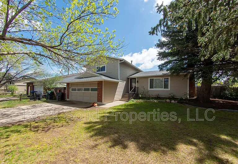 7231 Bomar Dr — Photo 4