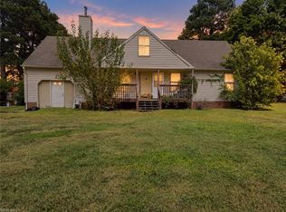 210 Oakwood Ave, Suffolk, VA 23434
