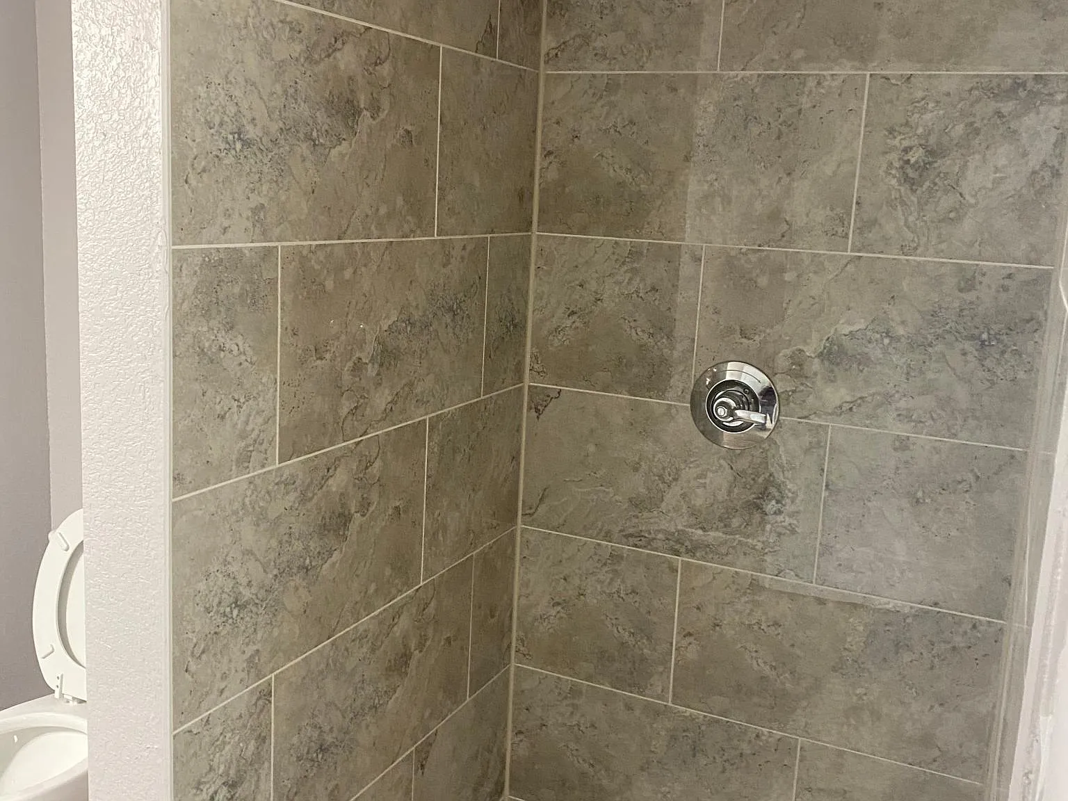 1 bed, 600 sqft, $1,000 — Photo 4