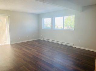 1002 N J St #3, Tacoma, WA 98403