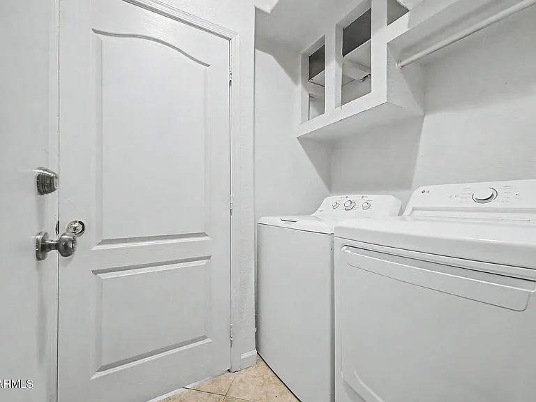 1913 E Marquette Dr — Photo 21
