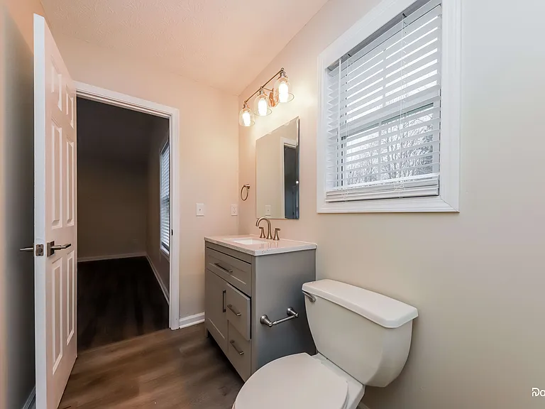 187 Iris Gln — Photo 13