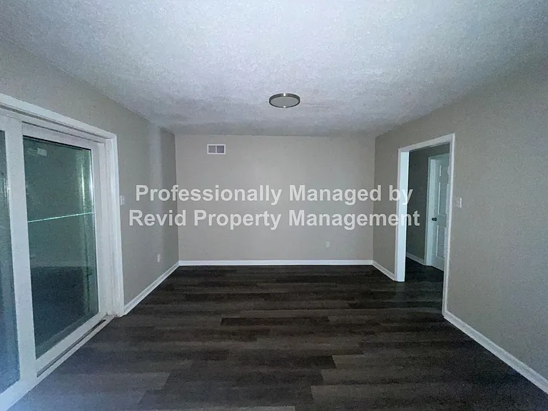 2763 Dalewood Ave — Photo 12
