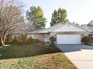 915 Dere Bere Dr, Mascoutah, IL