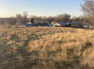 411 E Clark Ave, Glendive, MT 59330