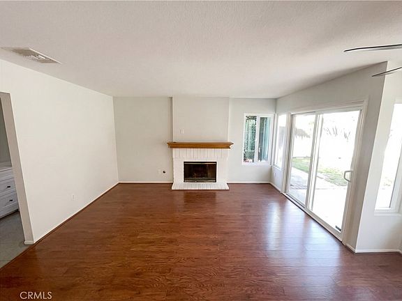 3rd image of 9036 Limecrest Dr