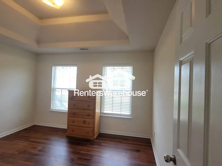 118 Laughlin Dr — Photo 24