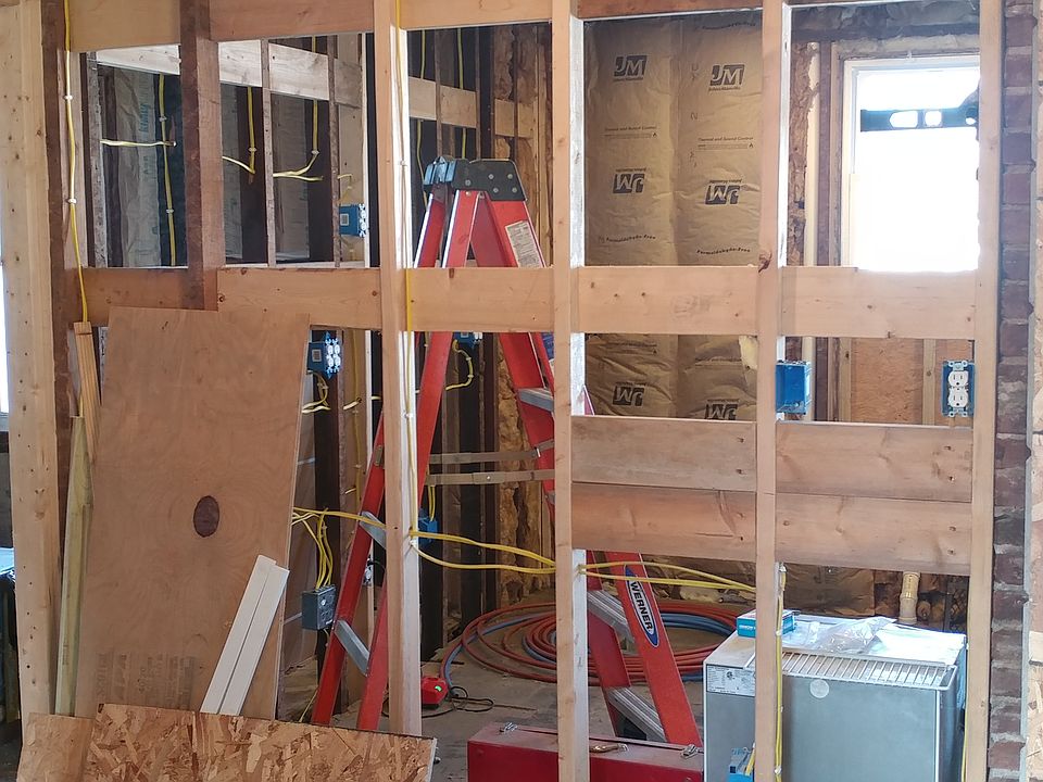 1st image of 427 S Wood St