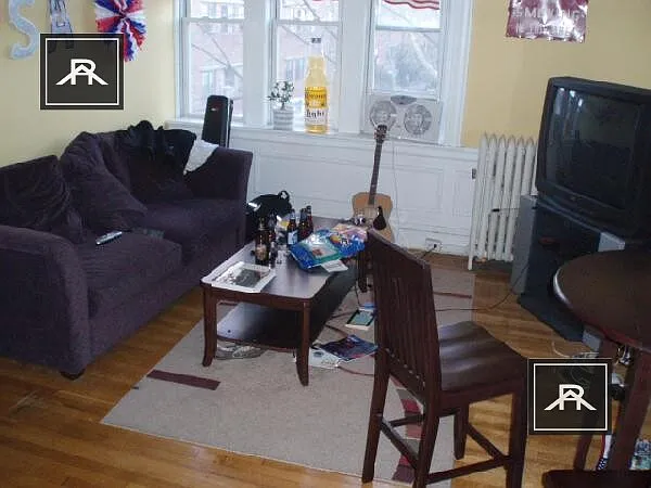 58 Egmont St #3 — Photo 3