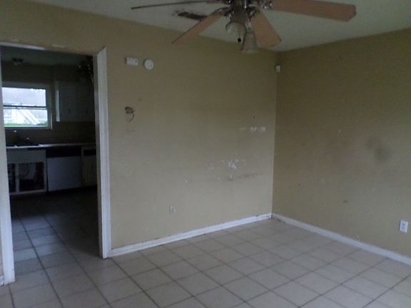 5th image of 2952 Mount Blanc Dr