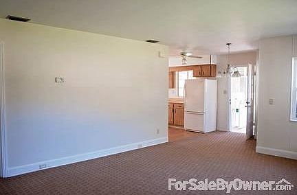 3rd image of 396 W Graves Ave