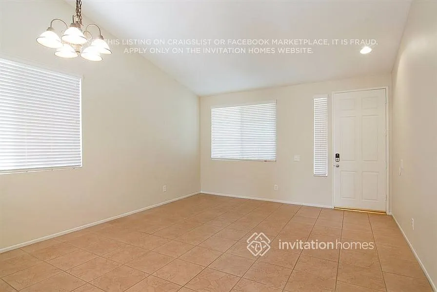 642 Dorothy Anna Dr Banning, CA 92220 — Photo 2