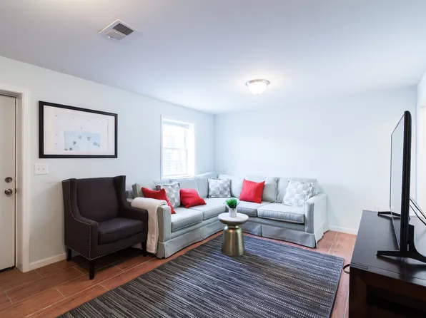 136 Grace St #1, Jersey City, NJ 07307