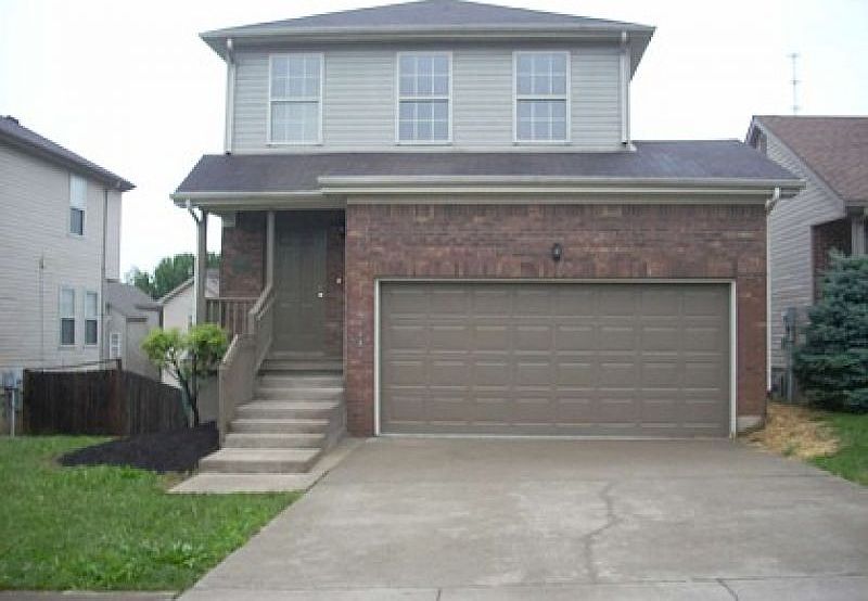 1st image of 716 Graftons Mill Ln