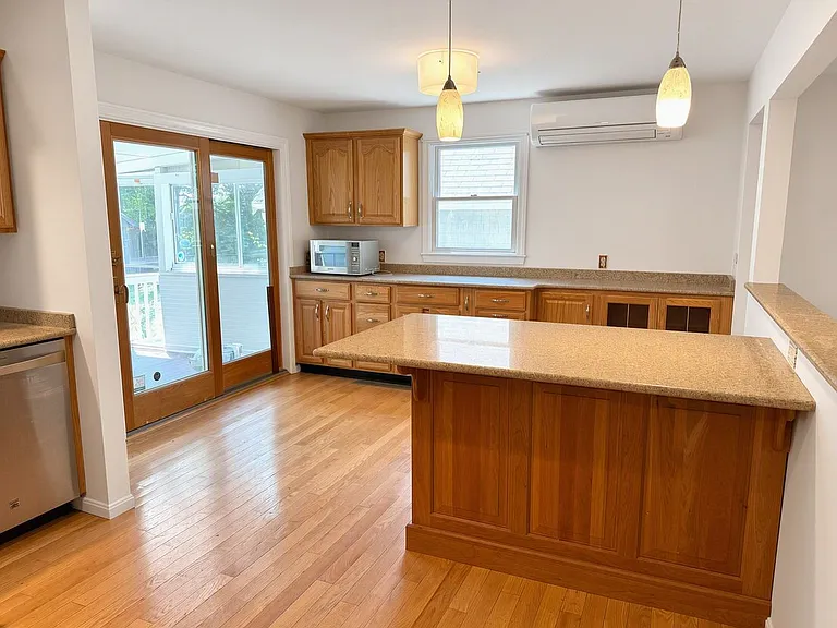 5 Barton Ln — Photo 8