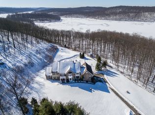 9 Andrew Ln, Kinnelon Boro, NJ 07405