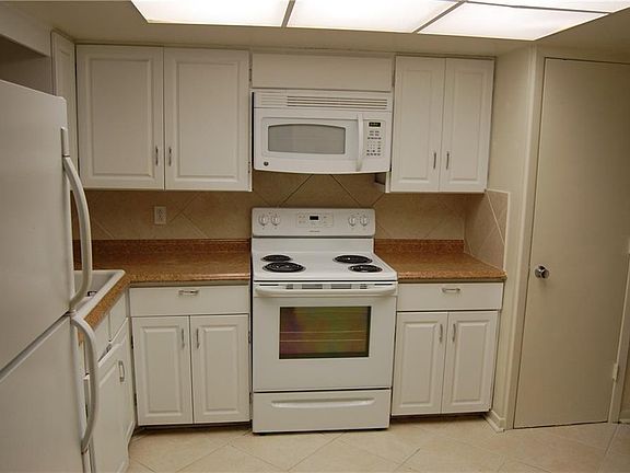 5th image of 4500 37th St S APT 307