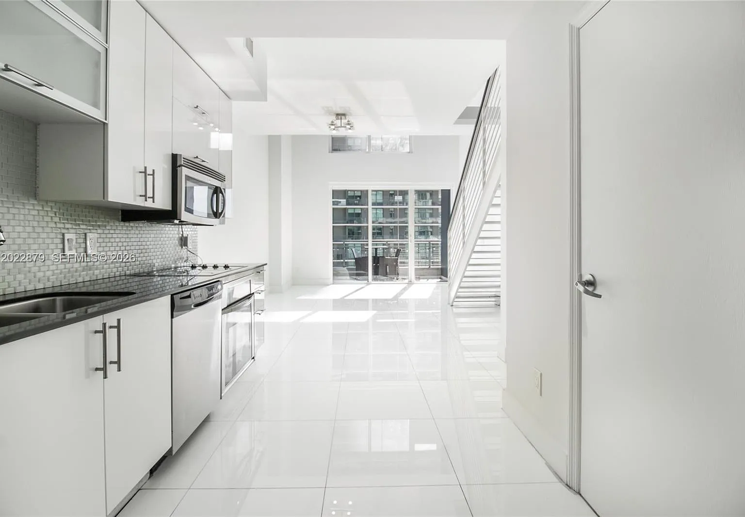 Infinity At Brickell Cond — Photo 3