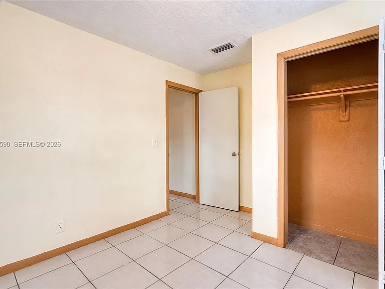 129 SE 4th Ave #1 — Photo 12
