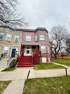 7038 S Vernon Ave, Chicago, IL, 60637