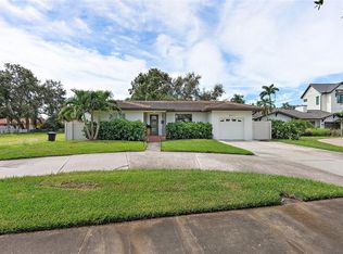 851 Snell Isle Blvd NE, Saint Petersburg, FL 33704