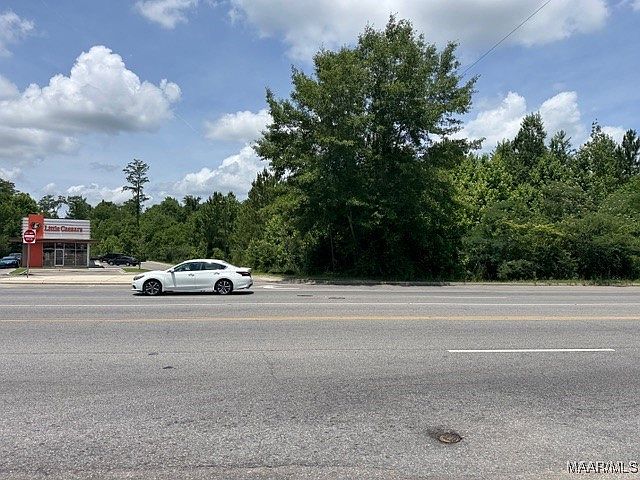 2nd image of 0 S Oates St