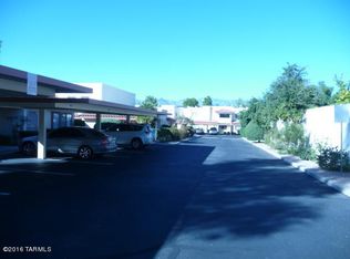 909 N Balachai Ln, Tucson, AZ 85748