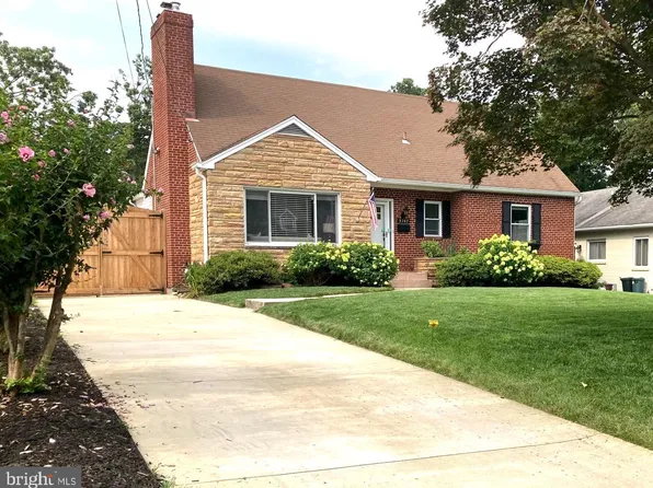 2707 Jennings Rd, Kensington, MD 20895