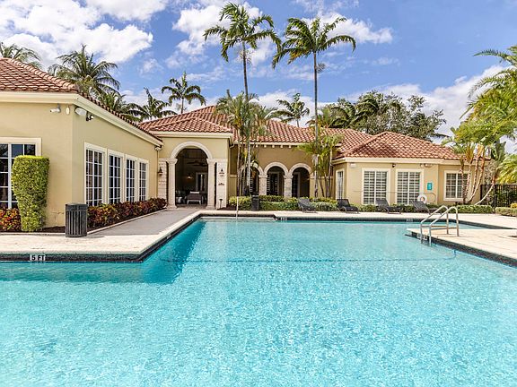 Luxury apartments in Doral Florida