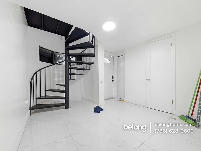 7130 SW 112th Ct — Photo 11