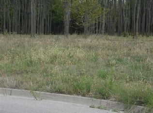 538 Storm Ct, Tipp City, OH 45371