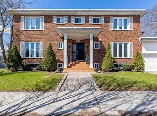 550 Glencairn Ave #BASEMENT, Toronto, ON M6B 1Z4