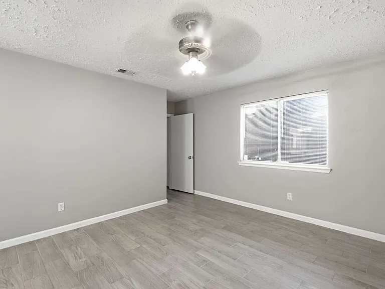 3611 Macon Place Ct — Photo 22