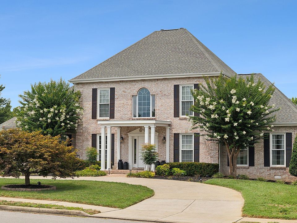 1st image of 2579 Hedgerow Ln