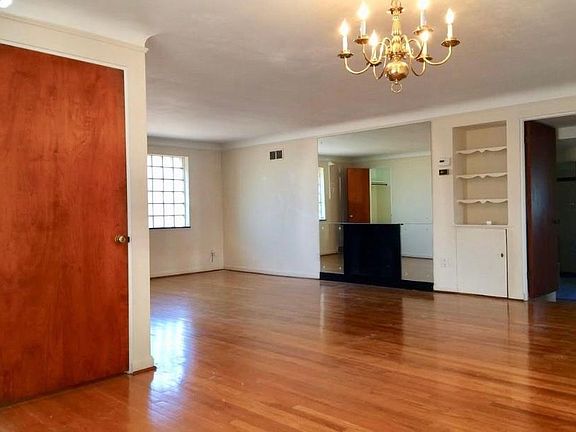 2nd image of 2111 McKinley Ave