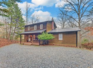 1017 Chattahoochee Way, Cornelia, GA 30531