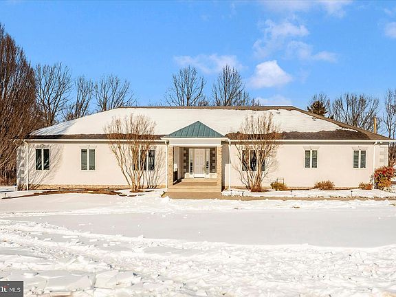 2nd image of 4732 Westwind Dr
