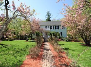 19 Gavin Cir, Andover, MA 01810