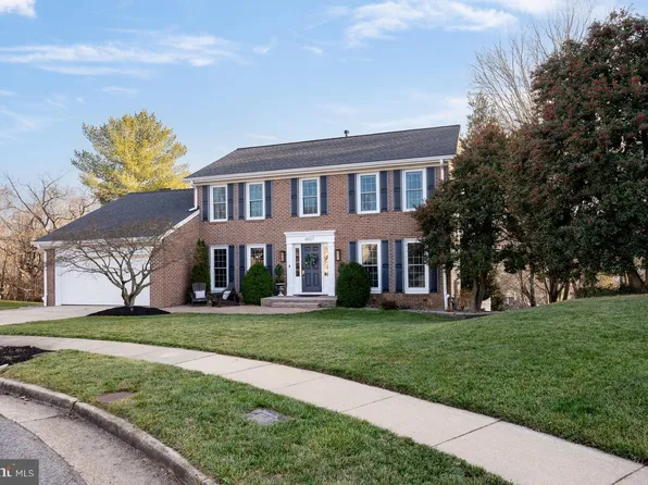 6027 Redwood Ln, Alexandria, VA 22310