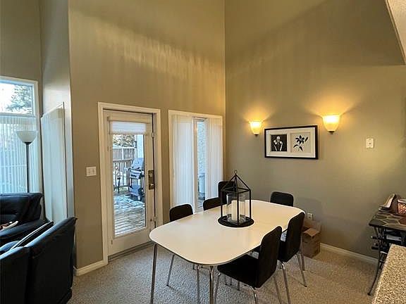 4th image of 28 Eagle View WAY