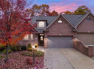 1735 Waterleaf Dr, Sewickley, PA