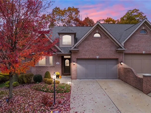 1735 Waterleaf Dr, Sewickley, PA 15143